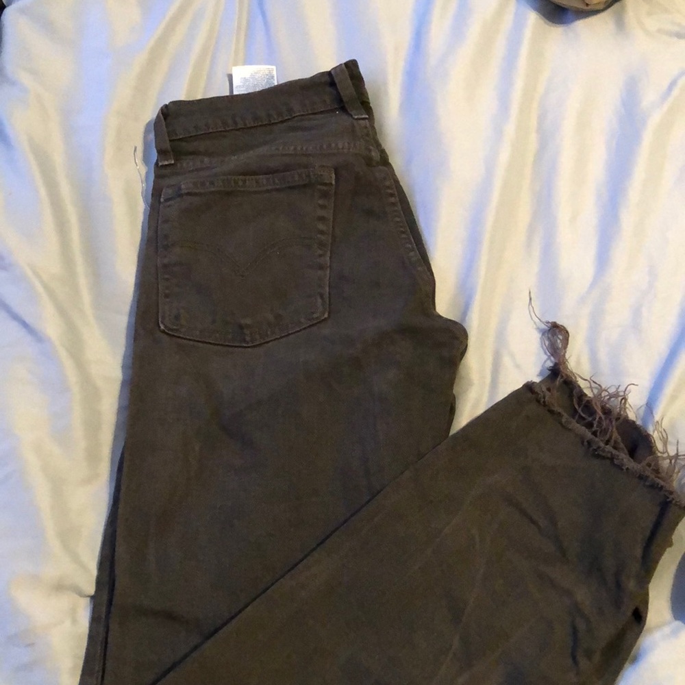 High-waisted Levi’s